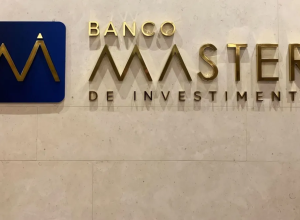 Fachada do Banco Master  • Banco Master